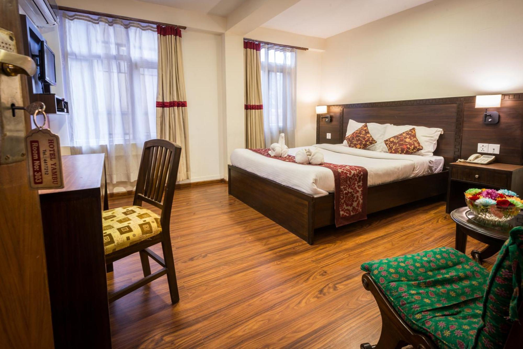 Hotel Yambu Katmandou Extérieur photo
