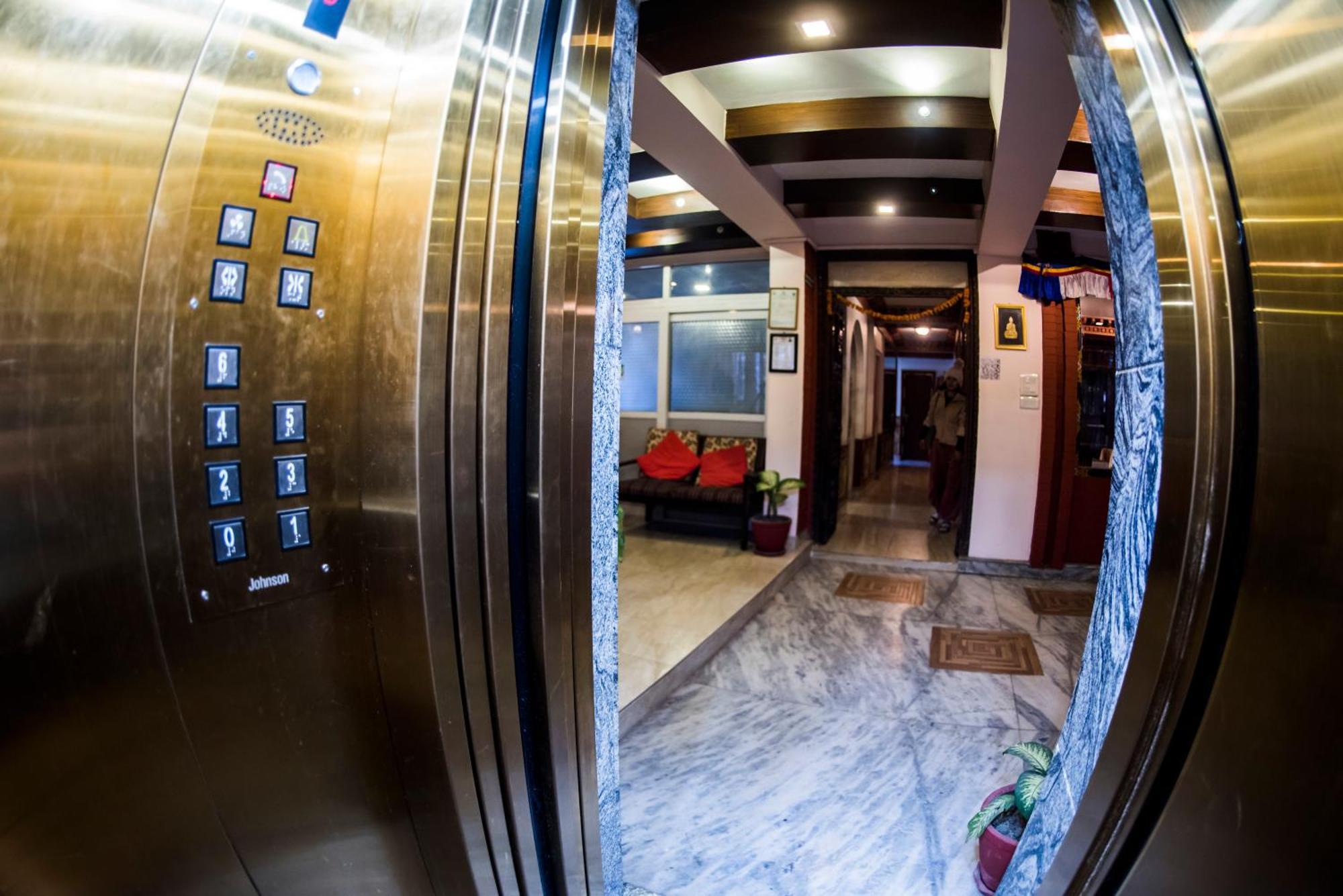 Hotel Yambu Katmandou Extérieur photo